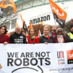 funcionários amazon no protesto em junho