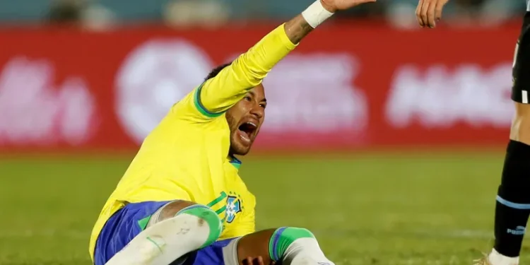 neymar lesão após partida Brasil e Uruguai